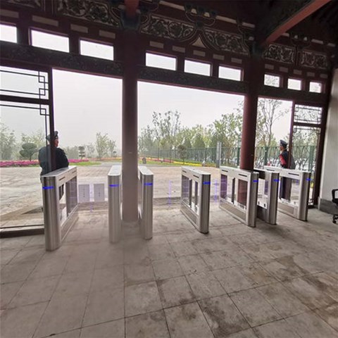 山西通道閘廠家分享：擺閘故障維修的注意事項(xiàng)有哪些？